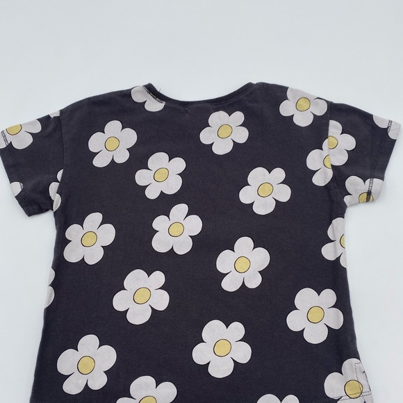 Zara Kids Short Sleeve Tees - Black with White Flowers & White with Pink Flowers - Picture 8 of 9